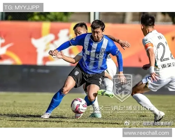 武汉足球队速度之争引发热议球迷观点各异谁能说服谁