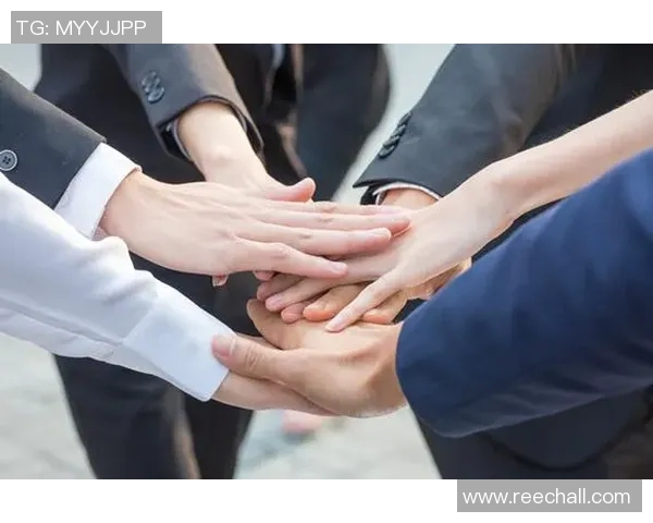 成都滑板队的个人能力提升与团队协作的完美结合探讨 成都滑板队的个人能力提升与团队协作的完美结合探讨